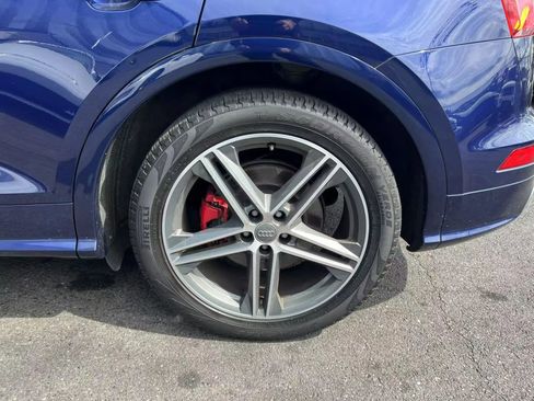 Used 2019 Audi SQ5 Premium Plus w/ Premium Plus Package image 24