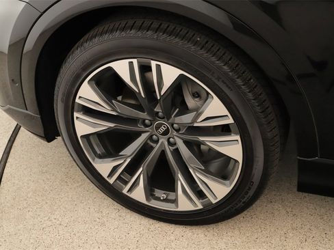 New 2026 Audi Q8 Premium Plus image 30