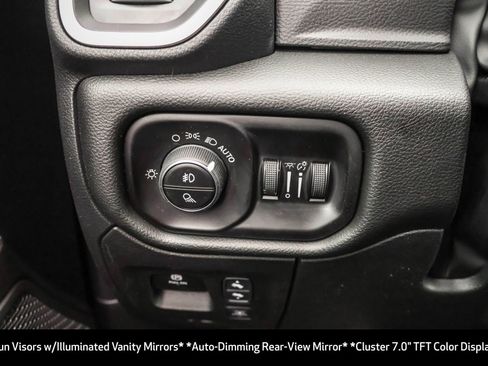 New 2026 RAM 1500 4x4 Crew Cab image 29