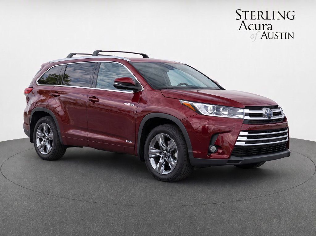 Used 2019 Toyota Highlander Limited Platinum AWD/4WD image 2