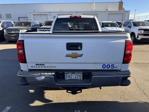 Used 2018 Chevrolet Silverado 1500 LT image 4