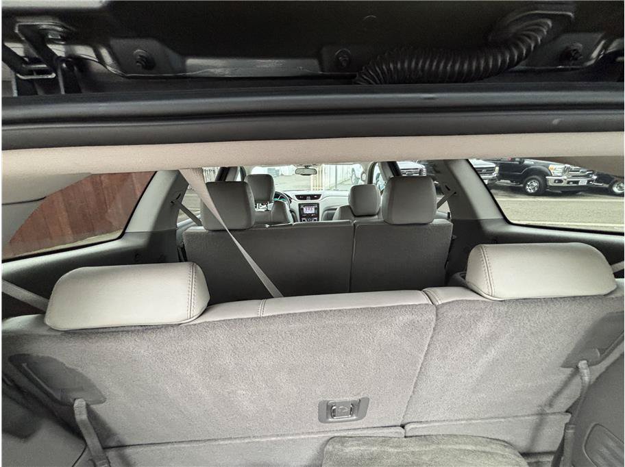 Used 2013 Chevrolet Traverse LT AWD/4WD image 11