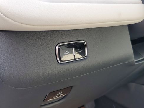 New 2026 Lincoln Navigator Reserve w/ Jet Appearance Package AWD/4WD image 15