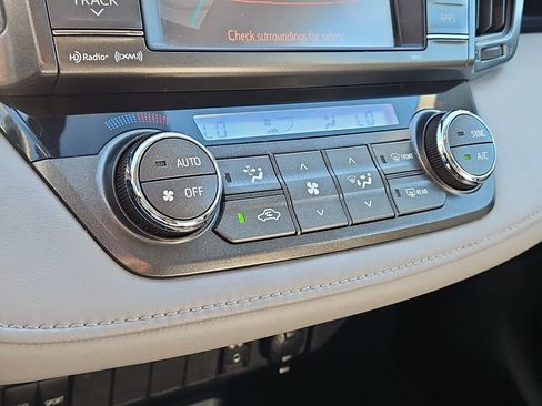 Used 2013 Toyota RAV4 XLE AWD/4WD image 32