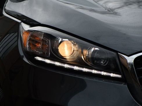 Used 2020 Kia Sorento LX image 13