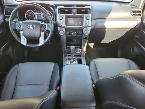 Used 2015 Toyota 4Runner SR5 Premium image 9