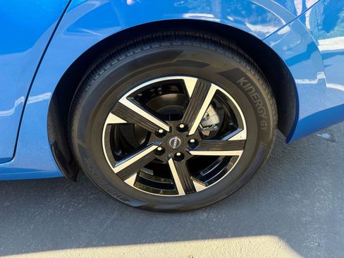 Used 2025 Nissan Sentra SV image 28