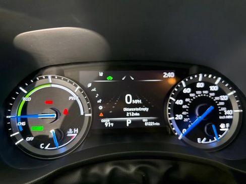 Used 2021 Toyota Highlander XLE FWD image 29