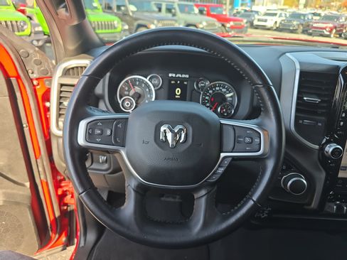 Used 2024 RAM 2500 Big Horn w/ Sport Appearance Package image 31