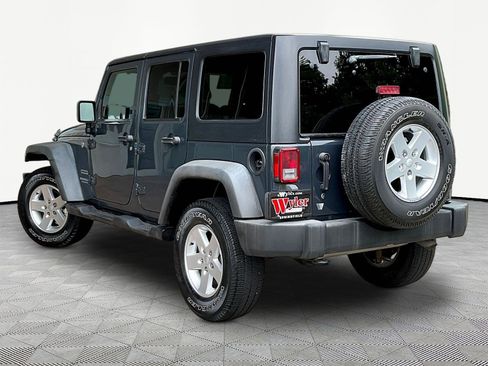 Used 2017 Jeep Wrangler Unlimited Sport w/ Quick Order Package 24S AWD/4WD image 4