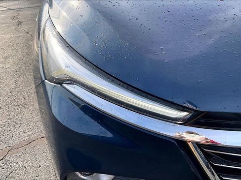 Used 2023 Buick Enclave Essence image 33