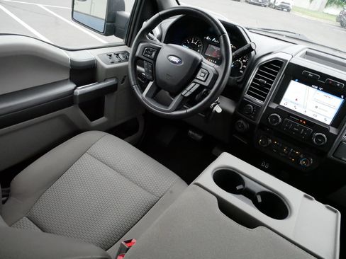 Used 2018 Ford F150 XLT w/ Equipment Group 302A Luxury AWD/4WD image 9
