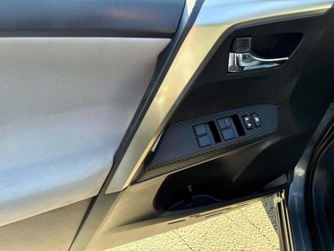 Used 2015 Toyota RAV4 XLE image 14