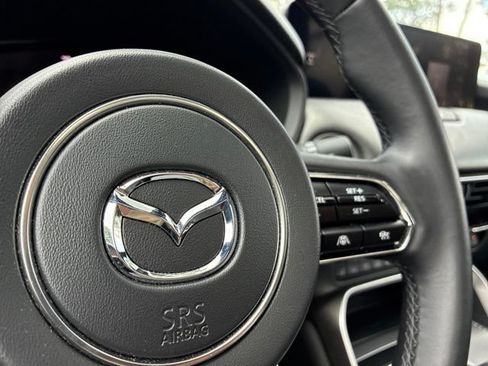 Certified 2025 MAZDA CX-70 Plug-In Hybrid w/ Premium Plus AWD/4WD image 28