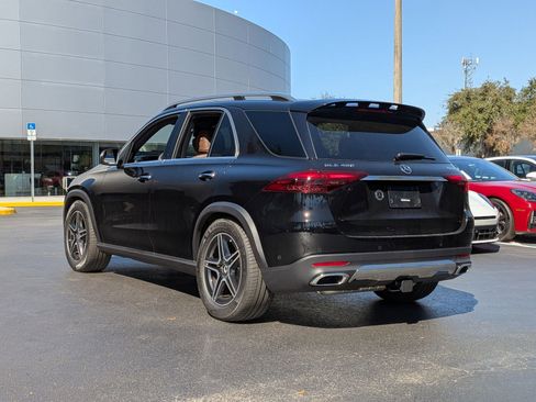Used 2025 Mercedes-Benz GLE 450 4MATIC image 3