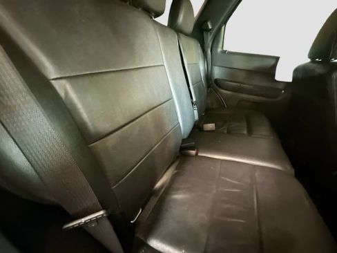Used 2012 Ford Escape XLT AWD/4WD image 25