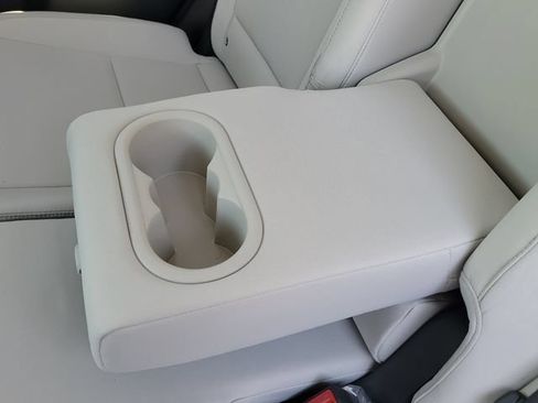 New 2026 Hyundai Santa Fe SE FWD image 24