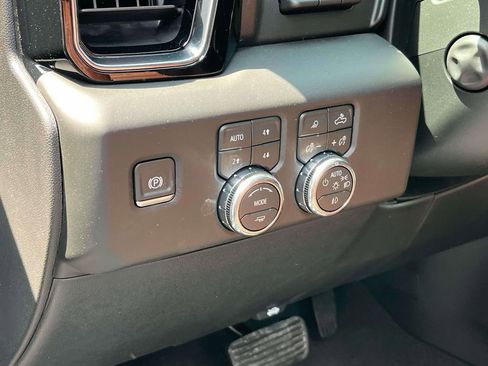 New 2026 GMC Sierra 1500 Denali Ultimate AWD/4WD image 25