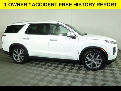 Used 2022 Hyundai Palisade SEL w/ 8P Bench Seat Package FWD image 2