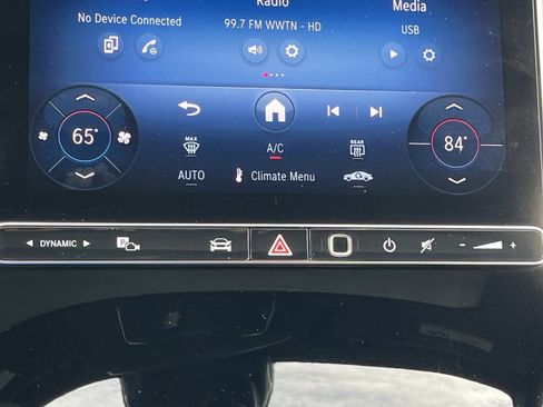 Certified 2025 Mercedes-Benz GLC 300 4MATIC image 28