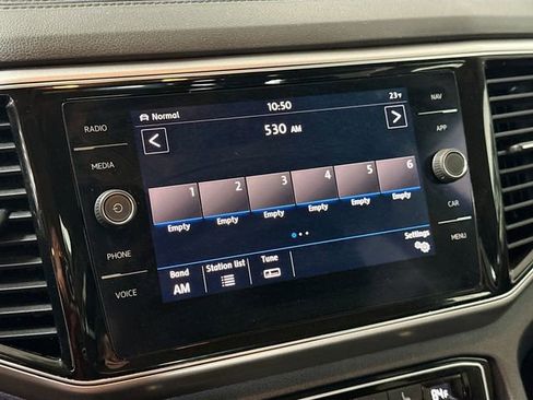 Used 2018 Volkswagen Atlas SEL Premium image 15