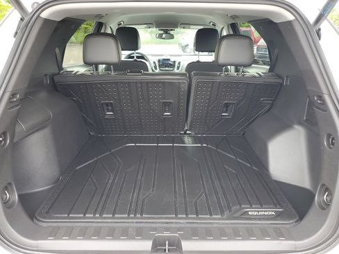 Used 2024 Chevrolet Equinox Premier AWD/4WD image 29