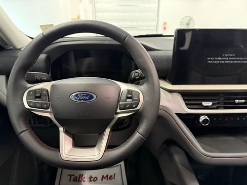 New 2026 Ford Explorer Active w/ Active Comfort Package image 19