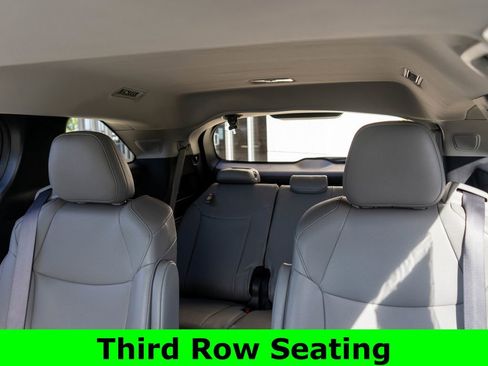 Used 2025 Toyota Sienna XLE w/ XLE Plus Package AWD/4WD image 13