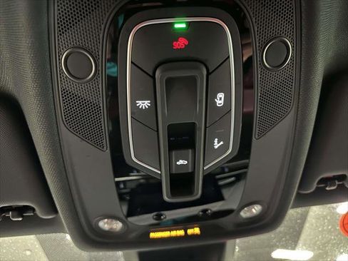 Used 2022 Audi S4 Premium Plus w/ Premium Plus Package image 32