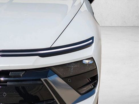 Used 2025 Hyundai Sonata Limited image 9