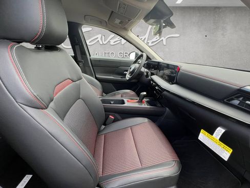 New 2026 Nissan Kicks SR w/ Interior Electronics Package FWD image 25