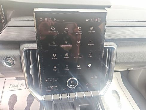 New 2026 GMC Acadia Elevation w/ Elevation Premium Package AWD/4WD image 13