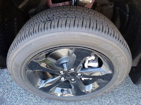 New 2025 Jeep Grand Cherokee L Altitude image 11