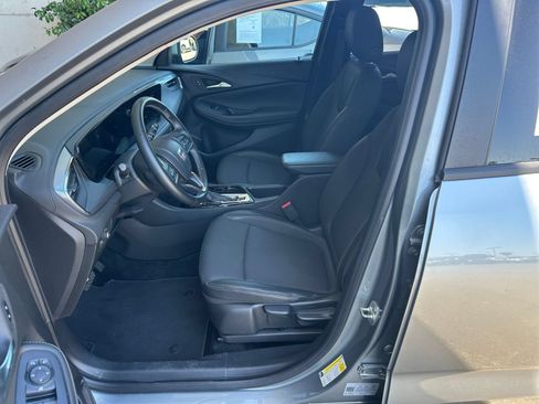 Used 2025 Buick Encore GX Preferred FWD image 27