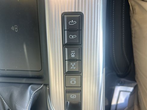 Used 2026 Lexus LX 600 F Sport AWD/4WD image 34