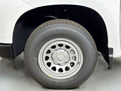 New 2026 Chevrolet Silverado 1500 W/T w/ Trailering Package image 16