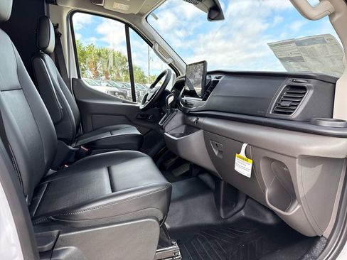 New 2026 Ford Transit 250 148 Medium Roof w/ Load Area Protection Package image 22