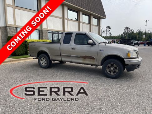 Used 2003 Ford F150 XL AWD/4WD image 1
