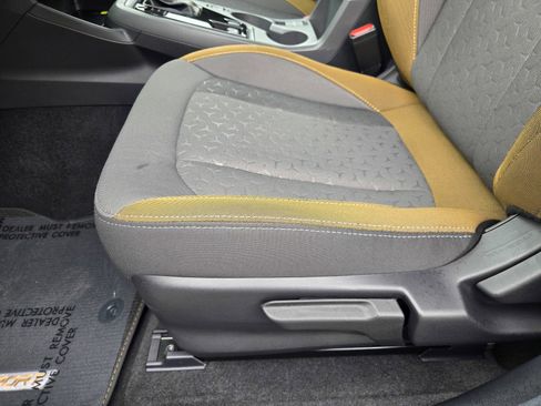 Used 2025 Subaru Crosstrek 2.5i Sport w/ Popular Package #3A AWD/4WD image 16