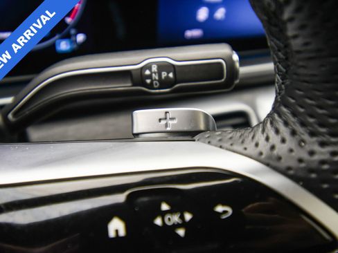 Used 2024 Mercedes-Benz GLS 450 4MATIC image 39