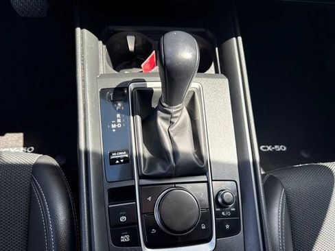 Used 2025 MAZDA CX-50 AWD 2.5 S w/ Premium Package image 12