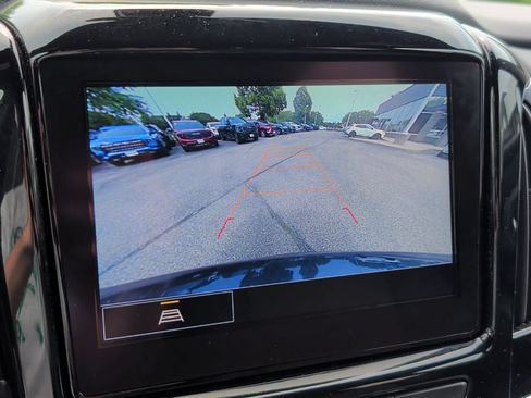 Used 2023 Chevrolet Traverse LT AWD/4WD image 22