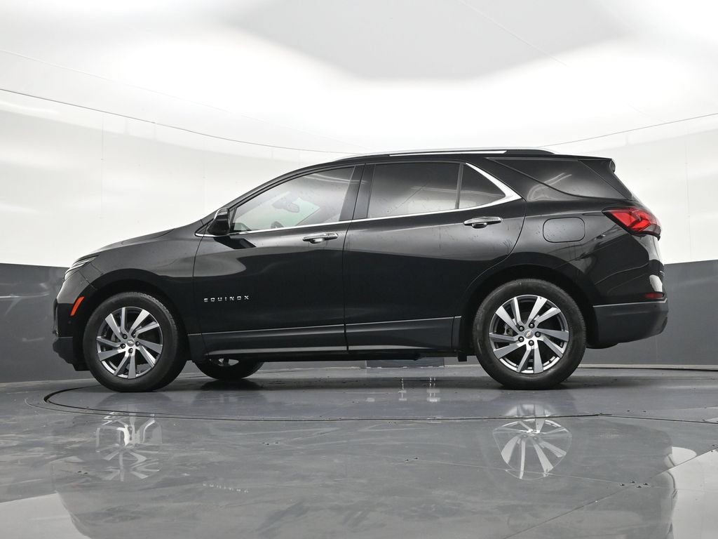 Used 2023 Chevrolet Equinox Premier FWD image 27