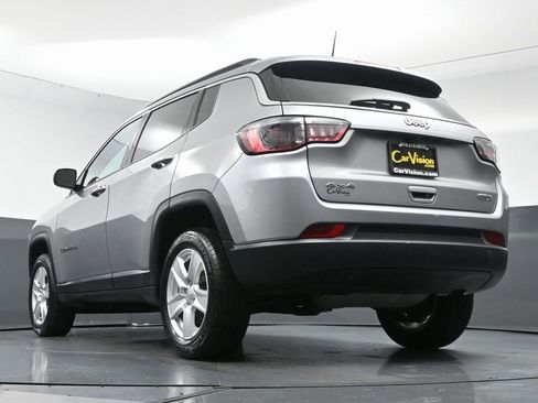 Used 2022 Jeep Compass Latitude image 50
