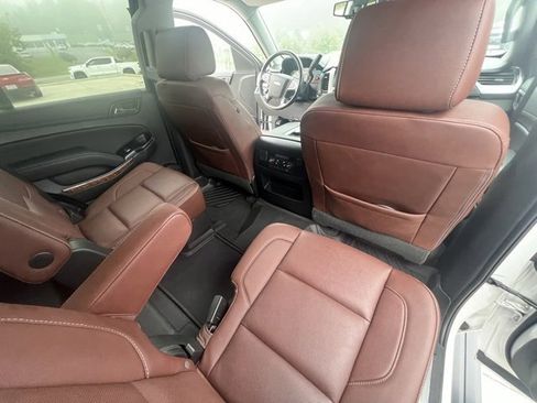 Used 2020 Chevrolet Tahoe Premier w/ Premier Plus Edition image 5