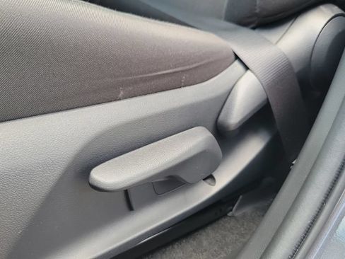 Certified 2025 Toyota RAV4 LE FWD image 16