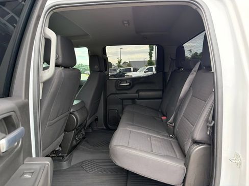Used 2025 Chevrolet Silverado 1500 Custom Trail Boss w/ Turbomax Blackout Package AWD/4WD image 37
