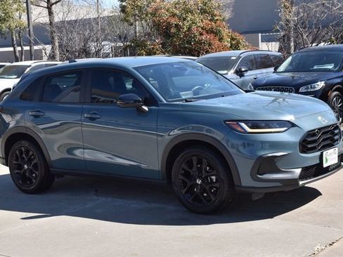 Used 2024 Honda HR-V Sport image 5