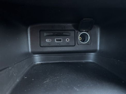 Certified 2024 Chevrolet Equinox RS w/ RS Leather Package image 42