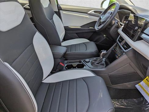 New 2026 Volkswagen Taos SEL AWD/4WD image 29